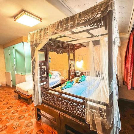 Shaoxing Laotaimen Luxun Native Place Youth Hostel Екстер'єр фото